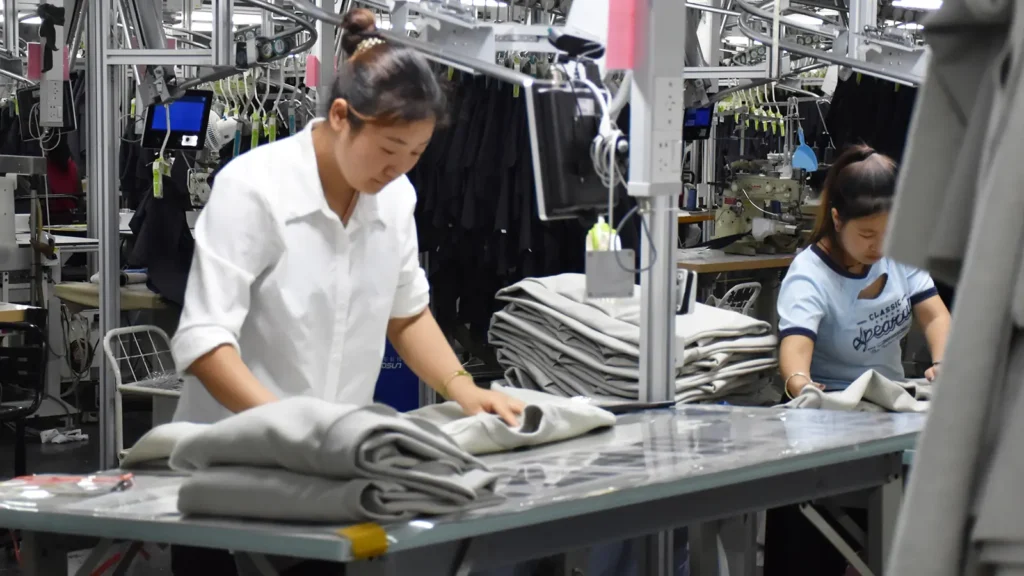 Children's clothing production workshop