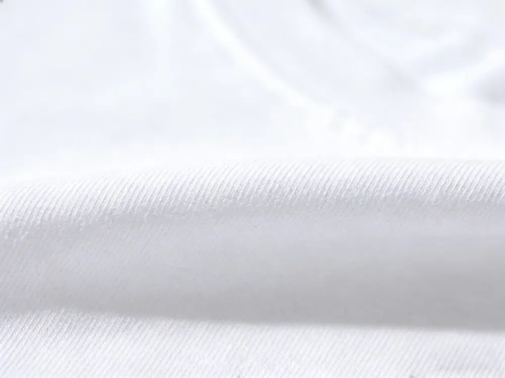 Choosing the Right Fabric for High-Quality Tie-Dye Projects