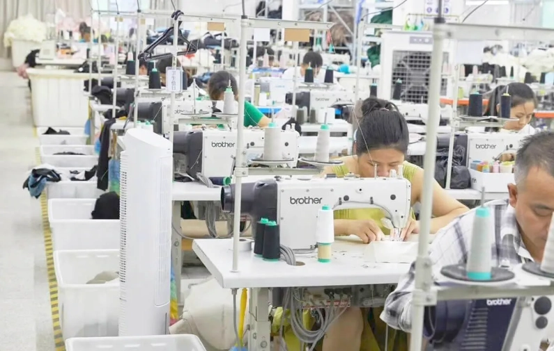 Fabricante de vestuário na China