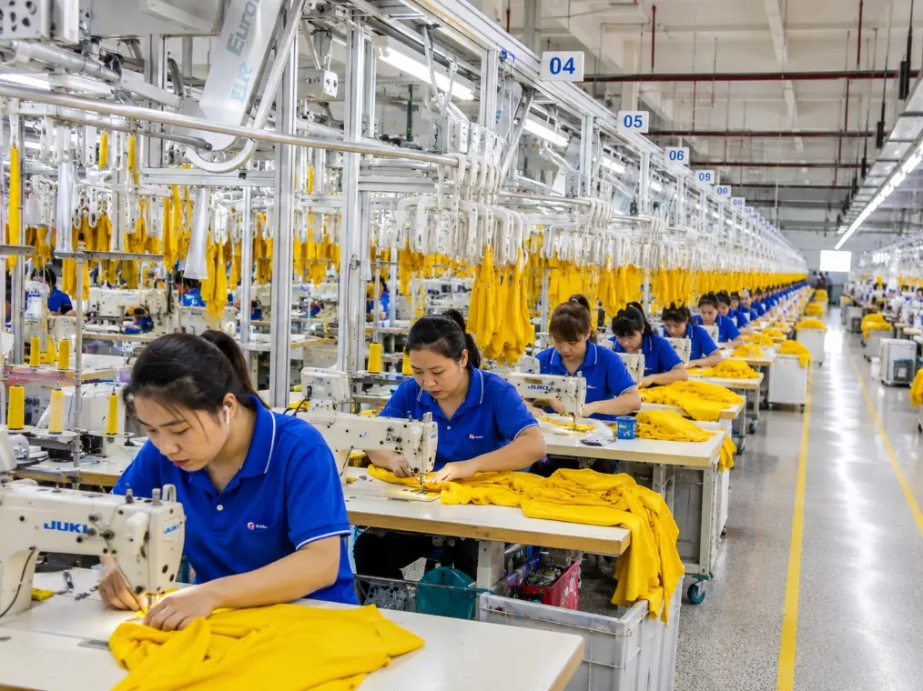 10 Best Custom & Private Label Dress Manufacturers